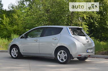 Хетчбек Nissan Leaf 2012 в Дрогобичі