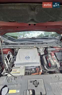 Хэтчбек Nissan Leaf 2014 в 