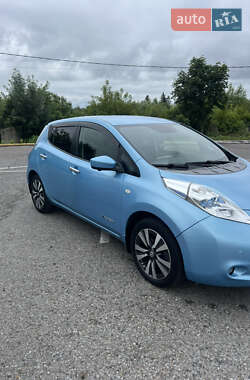 Хэтчбек Nissan Leaf 2016 в Черновцах