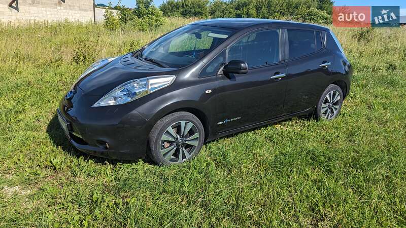 Хетчбек Nissan Leaf 2015 в Тернополі фото 2 Хетчбек Nissan Leaf 2015 в Тернополі