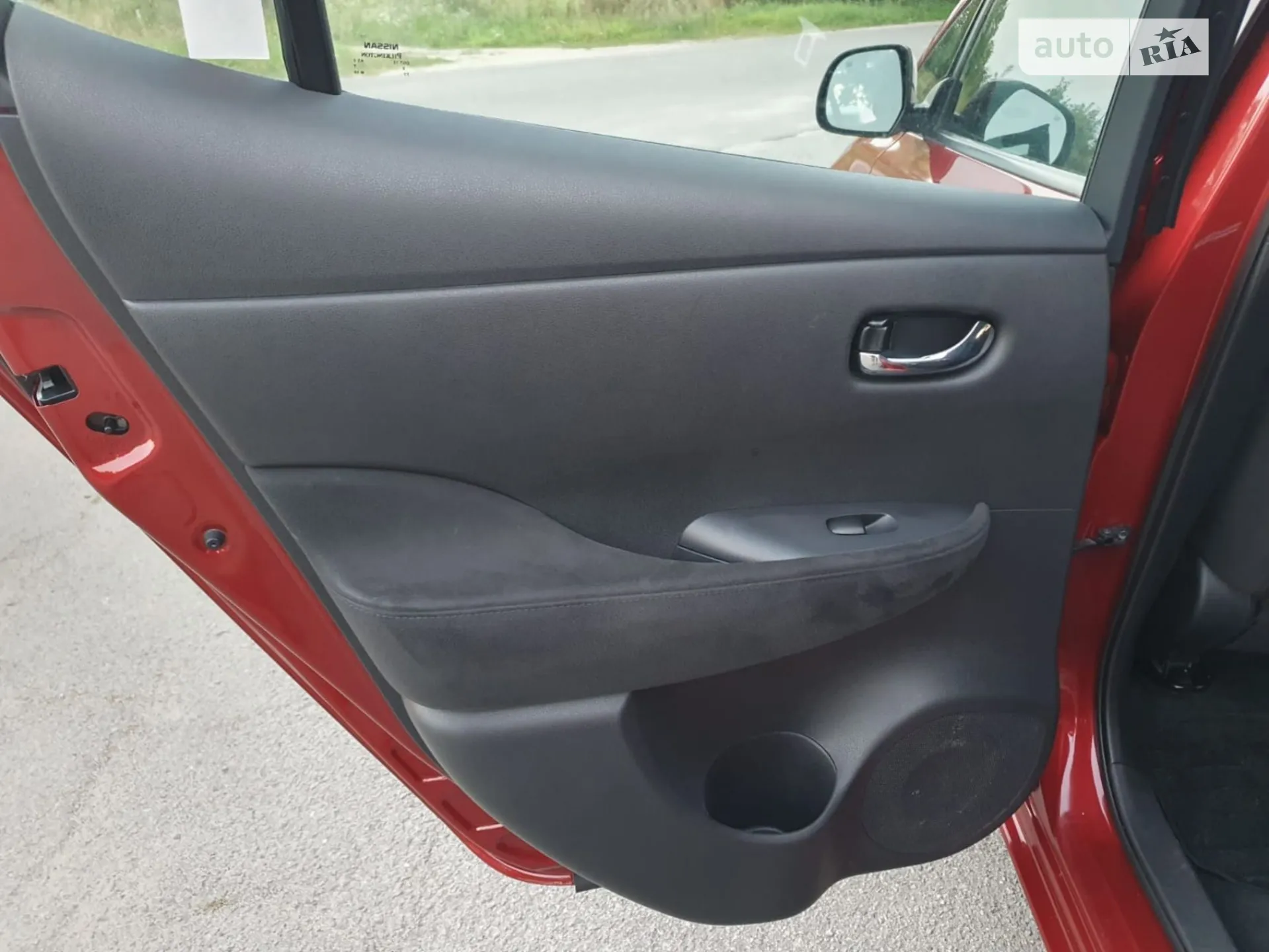 2015 Nissan Leaf - мініатюра 36