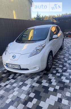 Хэтчбек Nissan Leaf 2014 в Львове