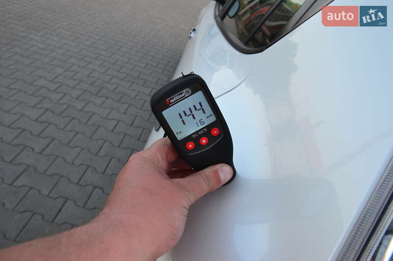 Хэтчбек Nissan Leaf 2016 в Луцке