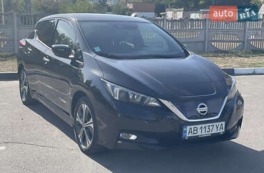 Хэтчбек Nissan Leaf 2020 в 