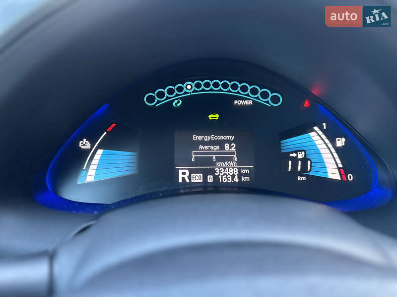 Хэтчбек Nissan Leaf 2015 в Одессе