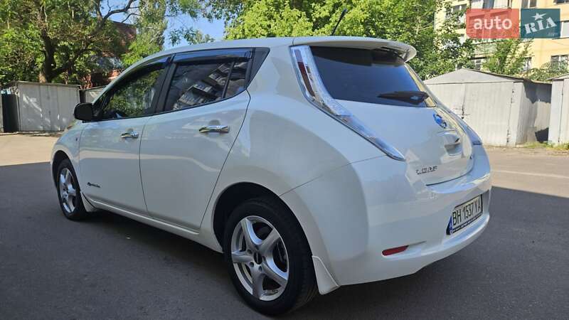 Хетчбек Nissan Leaf 2013 в Одесі фото 27 Хетчбек Nissan Leaf 2013 в Одесі
