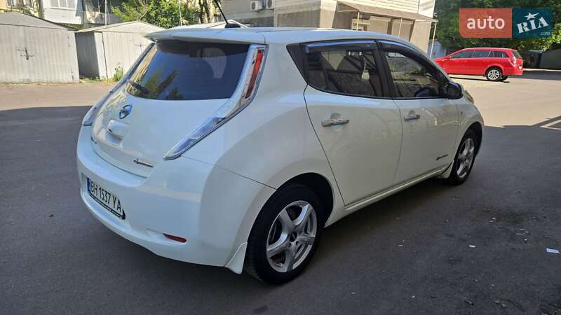 Хетчбек Nissan Leaf 2013 в Одесі фото 35 Хетчбек Nissan Leaf 2013 в Одесі