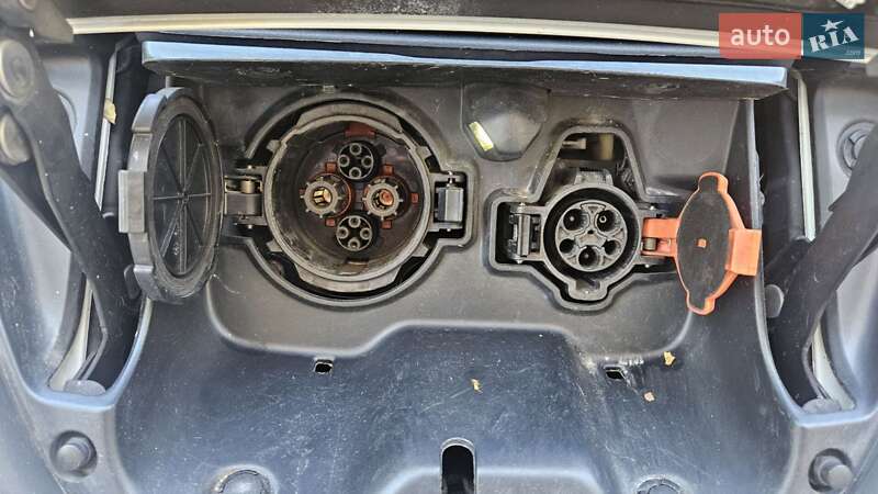 Хетчбек Nissan Leaf 2013 в Одесі фото 40 Хетчбек Nissan Leaf 2013 в Одесі