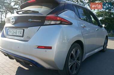 Хэтчбек Nissan Leaf 2021 в 