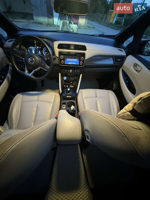 Хэтчбек Nissan Leaf 2018 в Хмельницком фото 8 Хэтчбек Nissan Leaf 2018 в Хмельницком