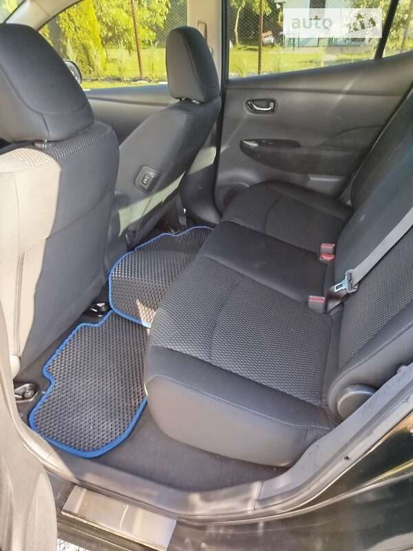 Хэтчбек Nissan Leaf 2015 в Львове фото 7 Хэтчбек Nissan Leaf 2015 в Львове