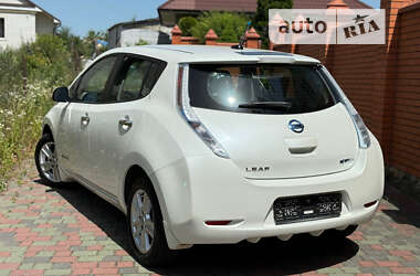 Хетчбек Nissan Leaf 2013 в Луцьку