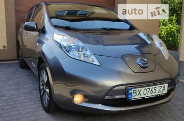 Хэтчбек Nissan Leaf 2013 в Хмельницком