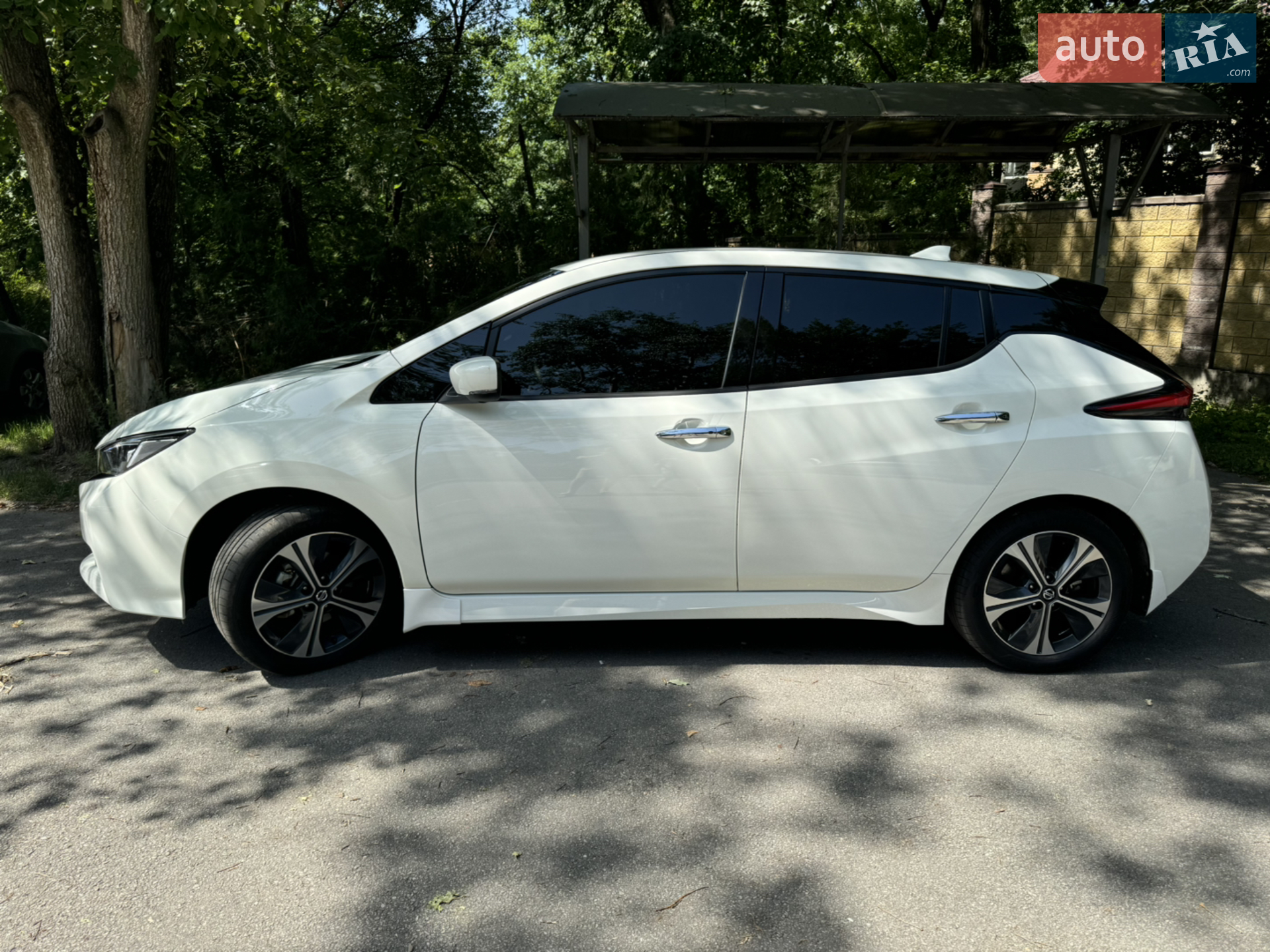 2022 Nissan Leaf - мініатюра 10
