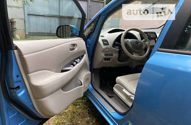 Хетчбек Nissan Leaf 2013 в Харкові