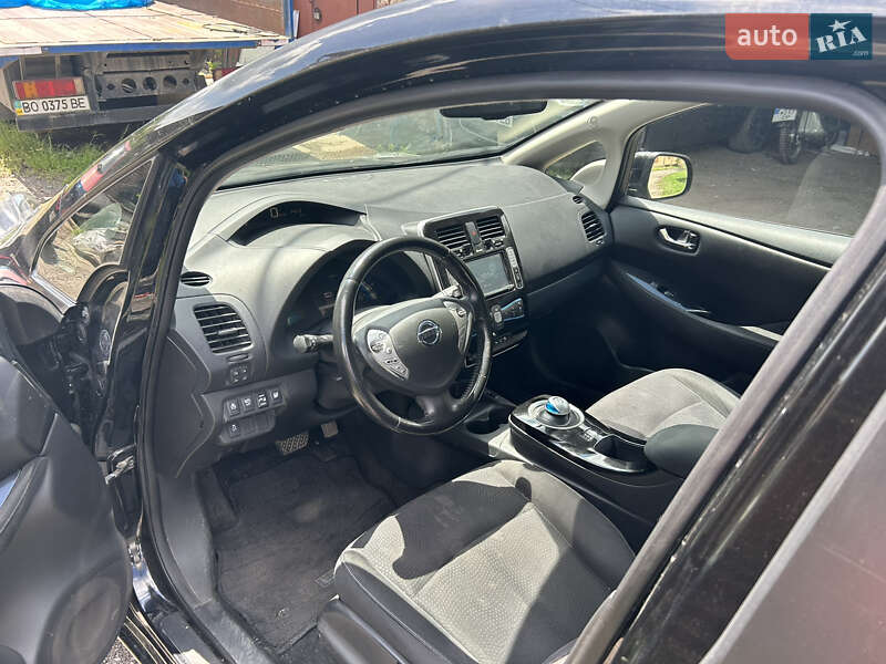 Хетчбек Nissan Leaf 2015 в Тернополі фото 4 Хетчбек Nissan Leaf 2015 в Тернополі