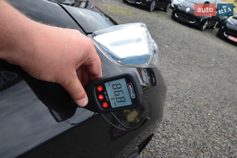 Хэтчбек Nissan Leaf 2014 в Луцке