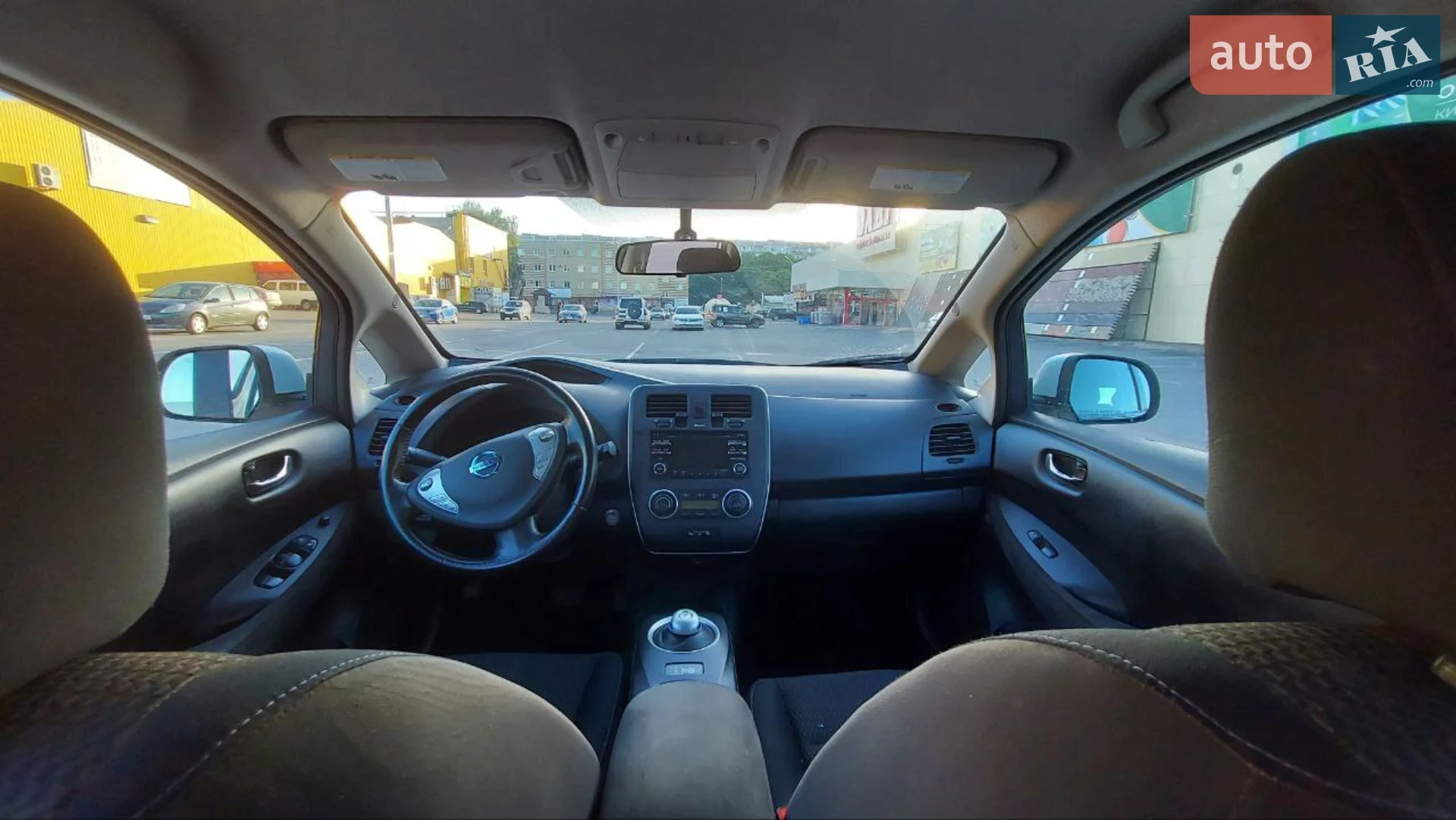2015 Nissan Leaf - мініатюра 10