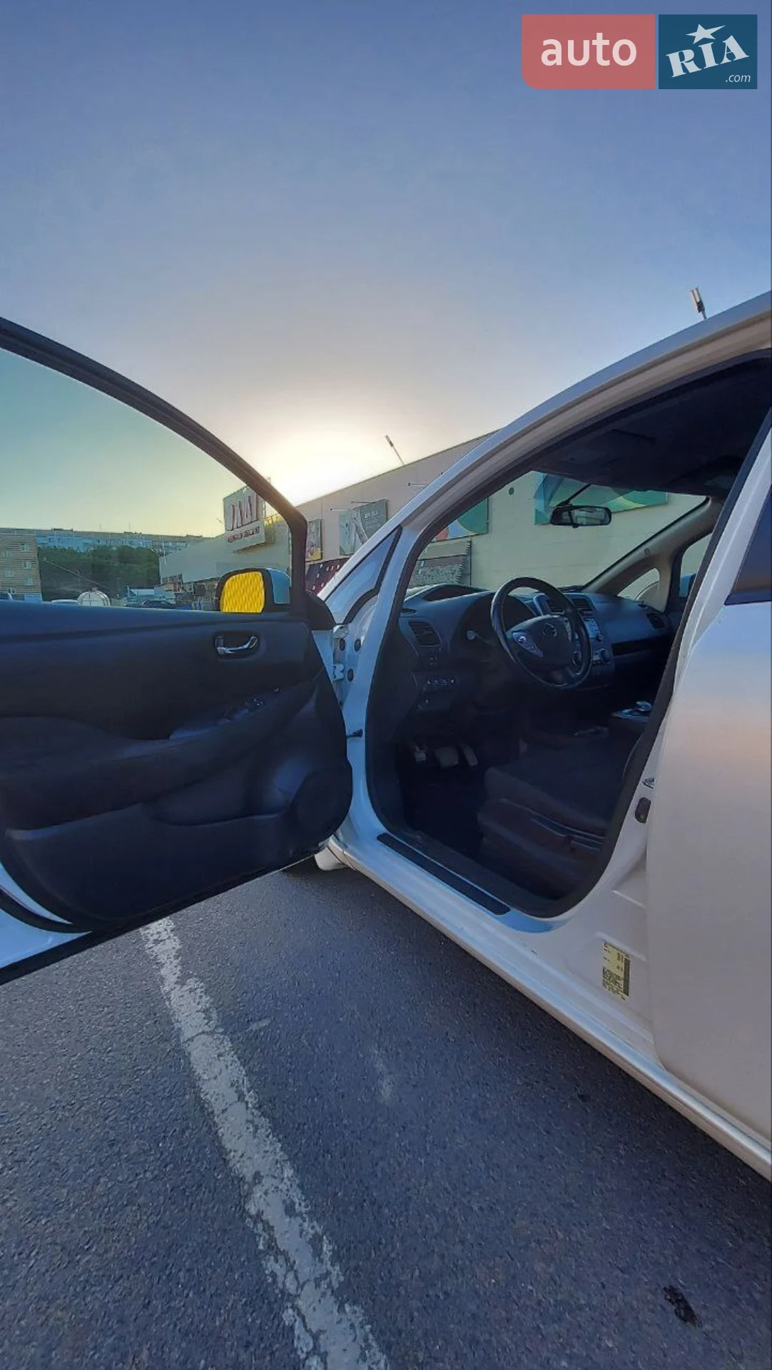 2015 Nissan Leaf - мініатюра 21