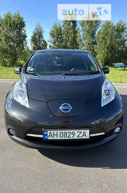 Хетчбек Nissan Leaf 2016 в Софіївській Борщагівці