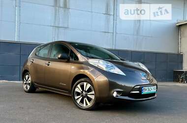 Хетчбек Nissan Leaf 2015 в Одесі