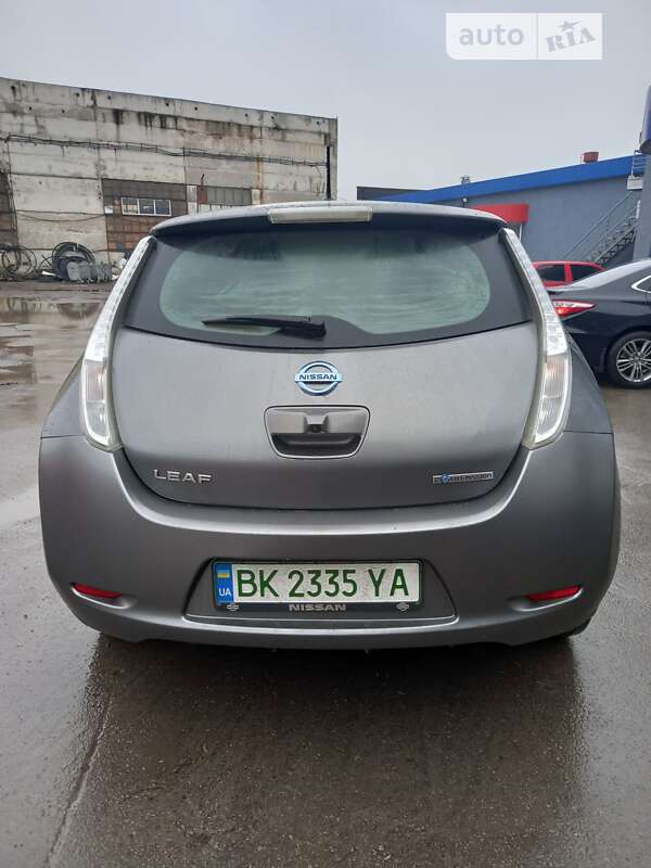 Хетчбек Nissan Leaf 2016 в Рівному фото 4 Хетчбек Nissan Leaf 2016 в Рівному