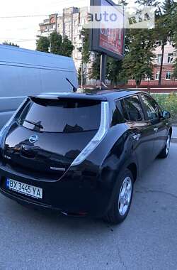 Хэтчбек Nissan Leaf 2012 в Хмельницком