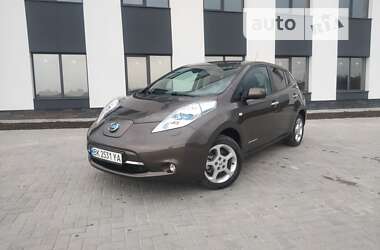 Хэтчбек Nissan Leaf 2016 в Ровно