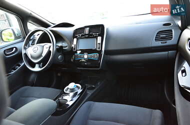 Хэтчбек Nissan Leaf 2014 в 