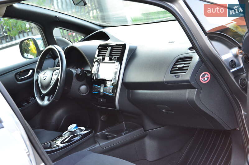 Хетчбек Nissan Leaf 2014 в Луцьку фото 26 Хетчбек Nissan Leaf 2014 в Луцьку