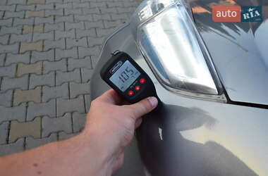 Хэтчбек Nissan Leaf 2014 в 