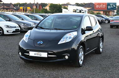 Хетчбек Nissan Leaf 2013 в 