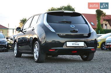 Хетчбек Nissan Leaf 2013 в 