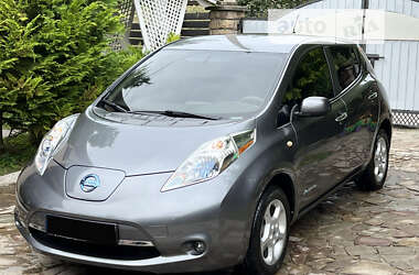 Хетчбек Nissan Leaf 2014 в Тернополі