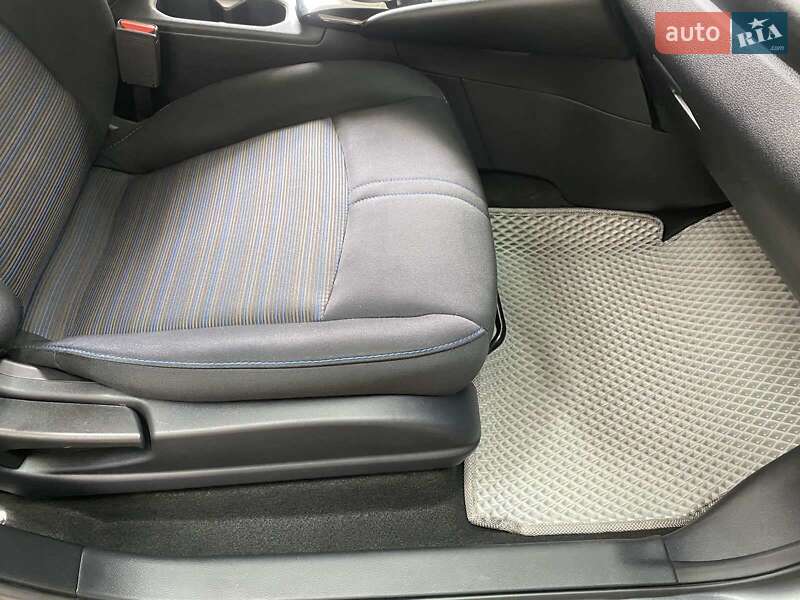 Хэтчбек Nissan Leaf 2020 в Тернополе