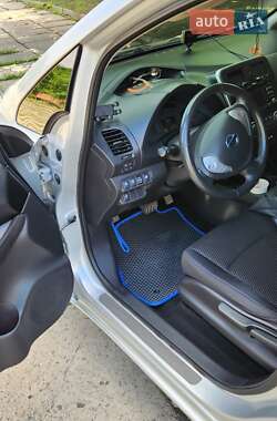 Хетчбек Nissan Leaf 2014 в Харкові