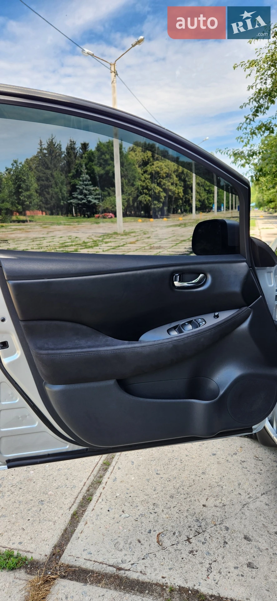 2014 Nissan Leaf - мініатюра 25