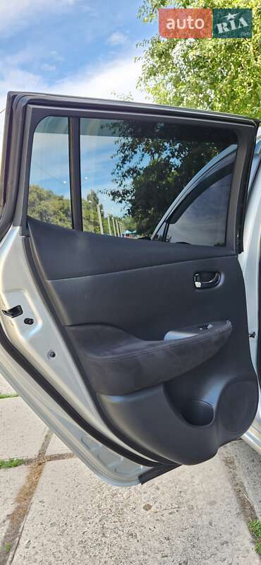 Хэтчбек Nissan Leaf 2014 в Харькове