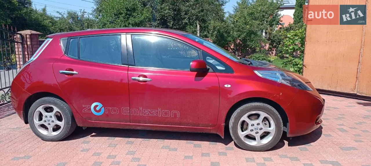 2011 Nissan Leaf - мініатюра 9