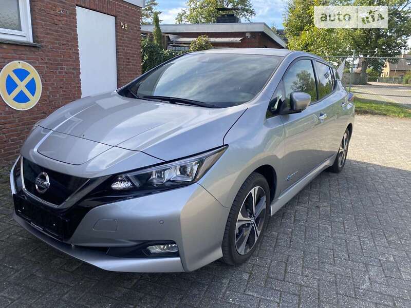 Хэтчбек Nissan Leaf 2019 в Ужгороде фото Хэтчбек Nissan Leaf 2019 в Ужгороде