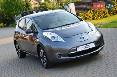 Хетчбек Nissan Leaf 2015 в Луцьку