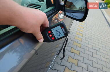 Хетчбек Nissan Leaf 2015 в Луцьку