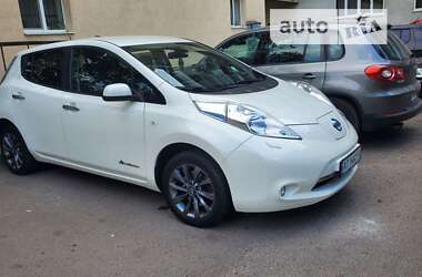 Хетчбек Nissan Leaf 2016 в Івано-Франківську