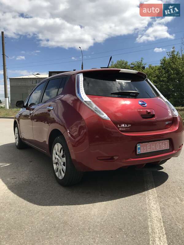 Хэтчбек Nissan Leaf 2013 в Харькове