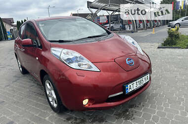 Хэтчбек Nissan Leaf 2012 в Ивано-Франковске