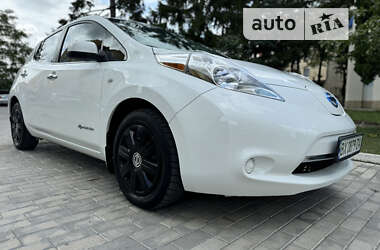 Хэтчбек Nissan Leaf 2014 в Каменец-Подольском