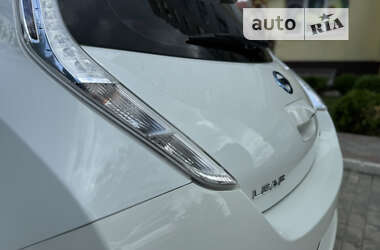 Хэтчбек Nissan Leaf 2014 в Каменец-Подольском