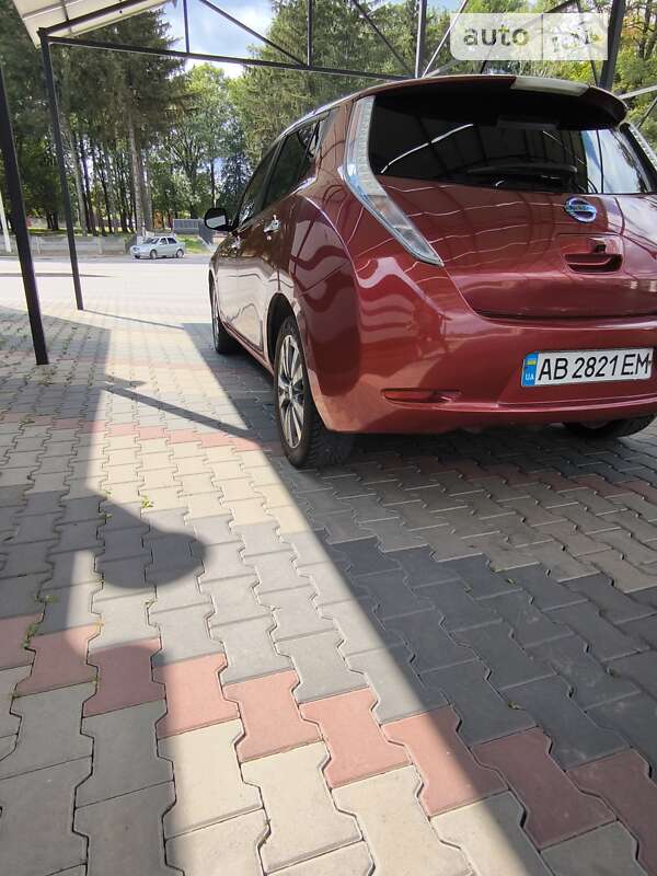 Хэтчбек Nissan Leaf 2015 в Виннице фото 7 Хэтчбек Nissan Leaf 2015 в Виннице