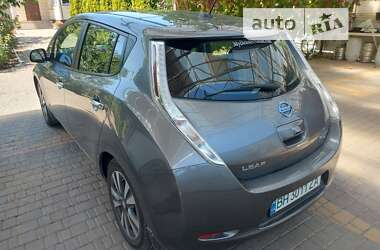 Хетчбек Nissan Leaf 2015 в Одесі