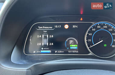 Хэтчбек Nissan Leaf 2019 в 